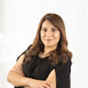 Meet your Posher, Casandra